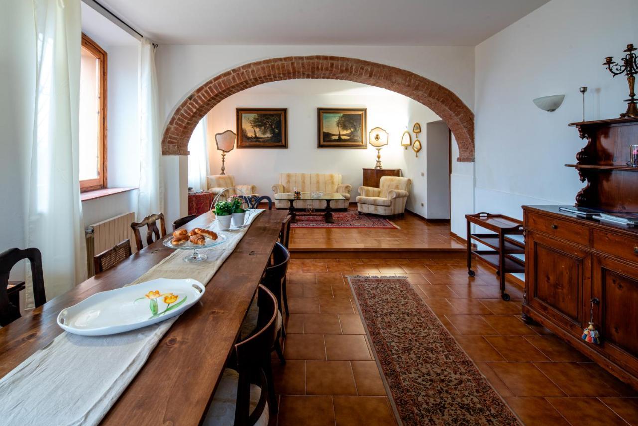 Le Del Conventino Di Marciano *
